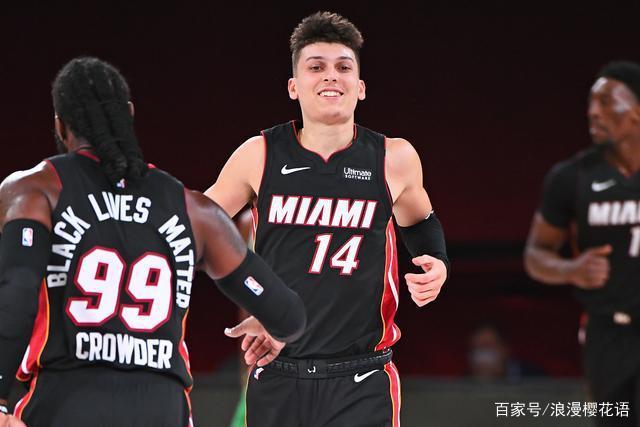 他的出场时 他的出场时